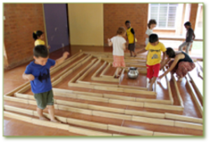 Tras los pasos de Montessori, Krishnamurti, Vicente Ferrer y Sri Aurobindo